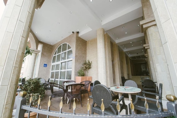 Hotel Flowers (Sivrić Mahala)))